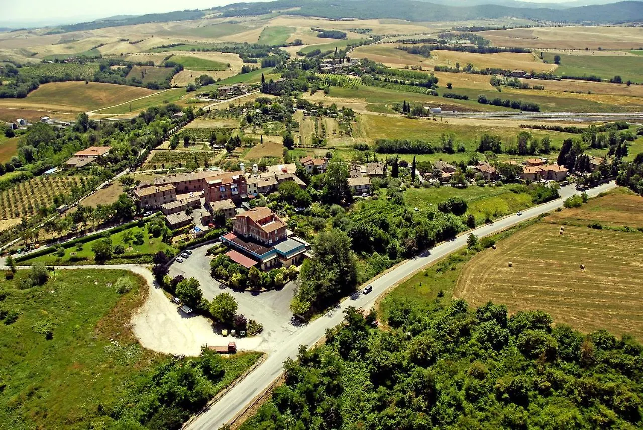 Hotel Castello Совичилле